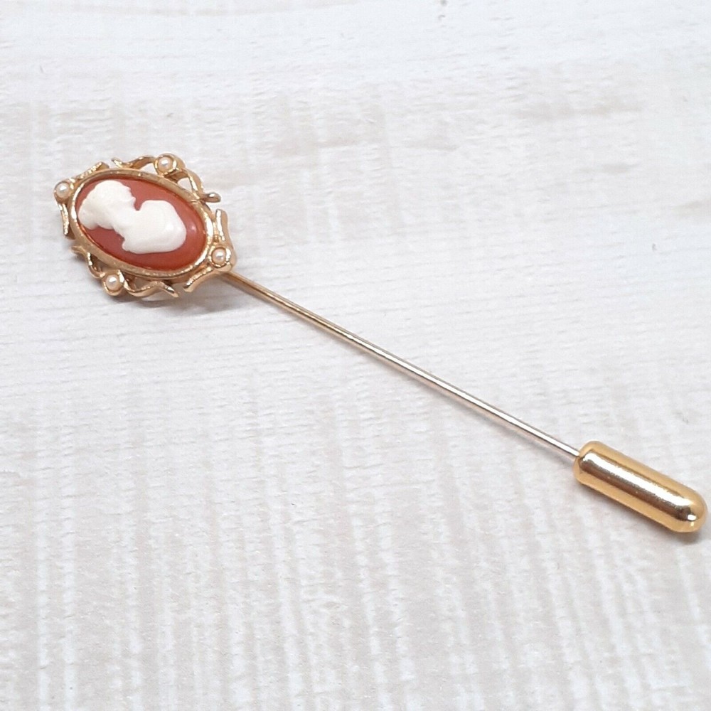 Avon Cameo Stickpin Brooch Gold-tone Metal Coral Orange Lapel Hatpin